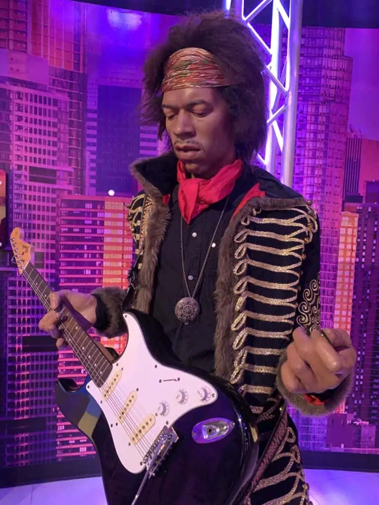 Estatua de cera de Jimi Hendrix - Madame Tussauds NYC